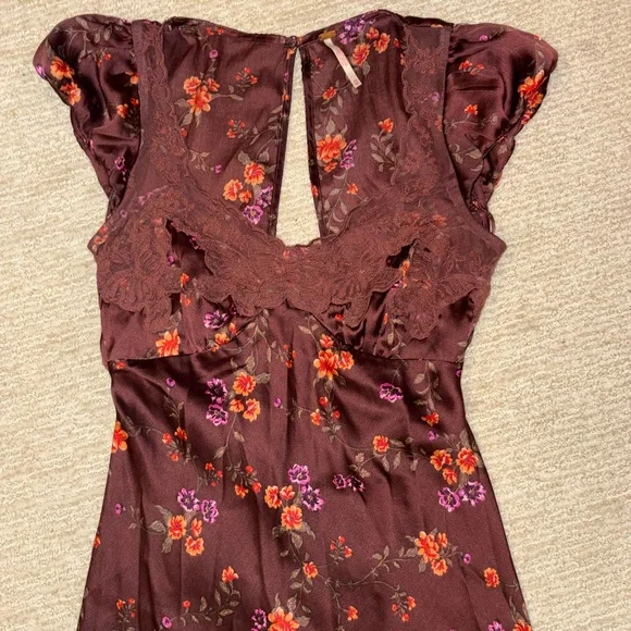 SALE!! $ Drop!! Free People Butterfly Babe Cutout Lace Maxi Dress - Floral Brown - Picture 8 of 16
